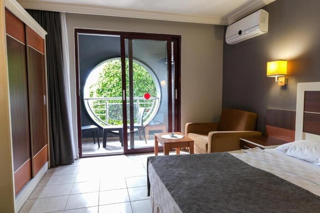 Фотографія Kaila Krizantem Hotel (ex. Krizantem Hotel) 4*