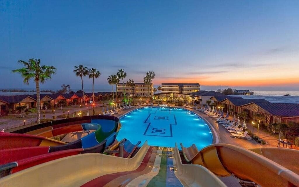 Отель Hitit Marina Hotel & Bungalows 4*