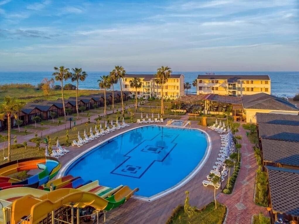 Фотография Hitit Marina Hotel & Bungalows 4*