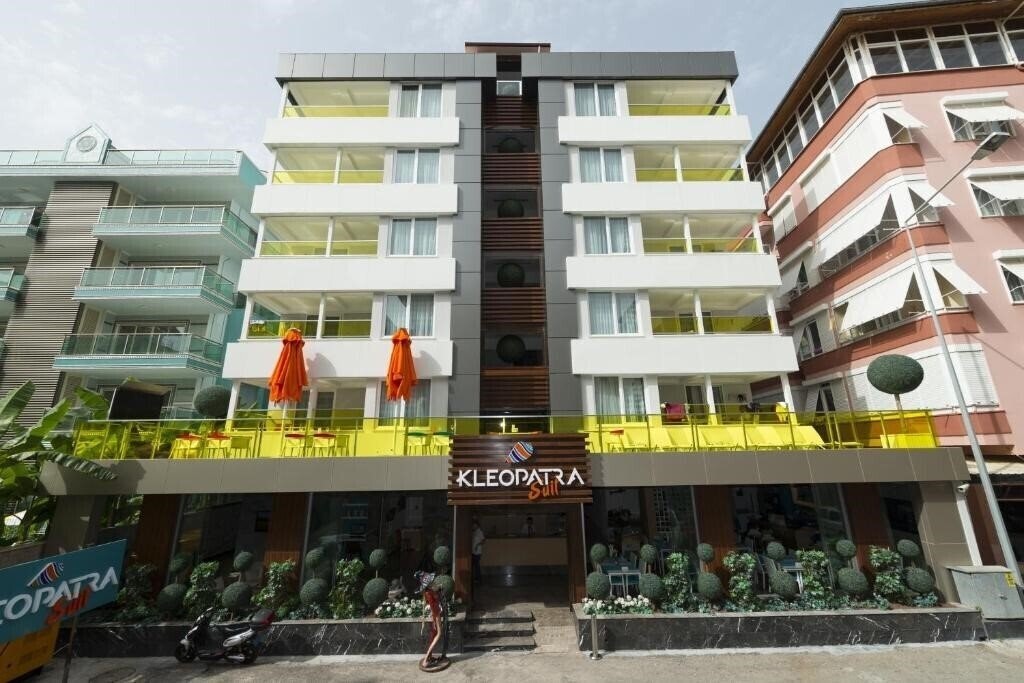 Готель Kleopatra Suit Hotel 3*