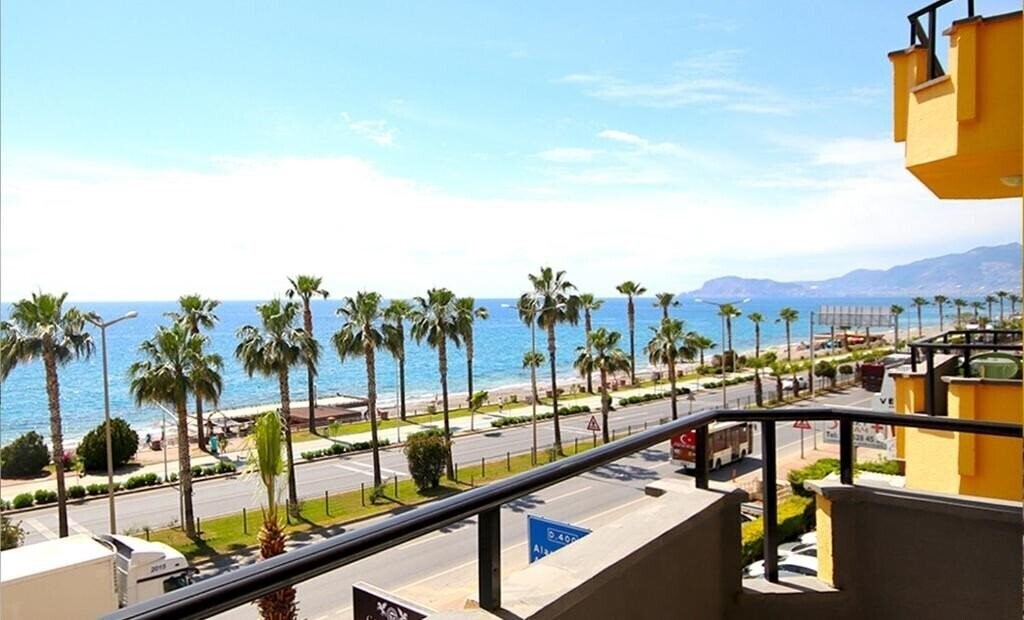Отель Gold Twins Boutique Hotel 3*