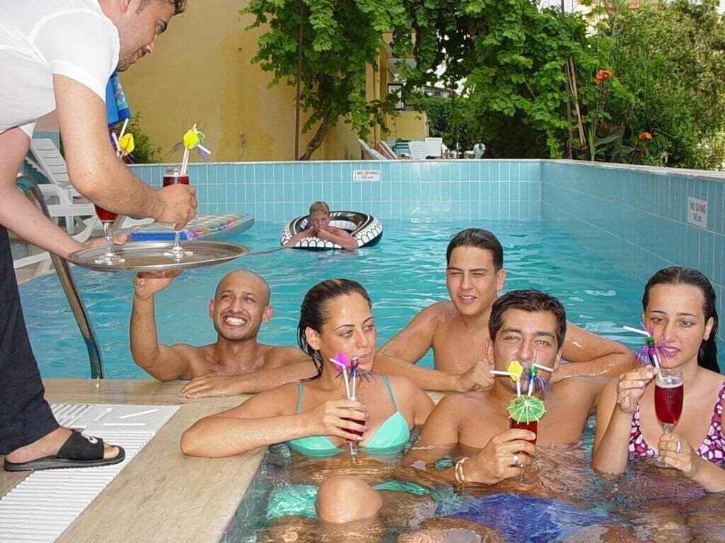 Отель Aysev Hotel 2*
