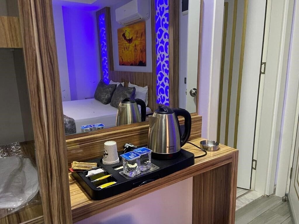 Фотографія Castle Light Boutique Hotel 3*