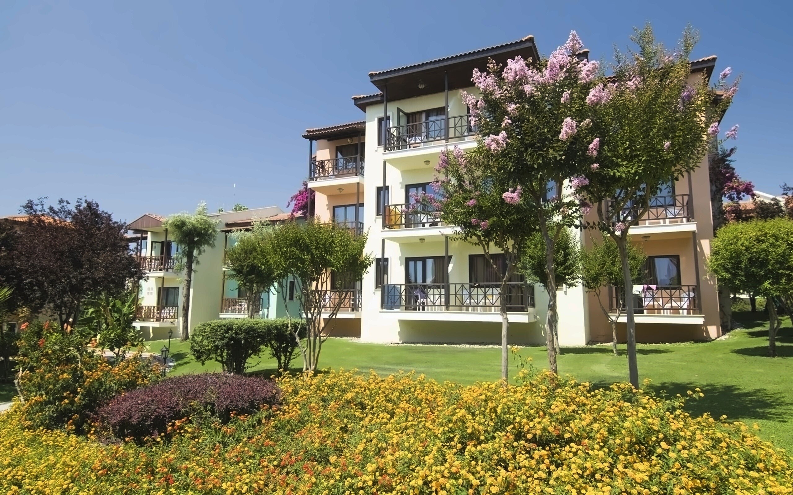 Готель Gypsophila Holiday Village 5*