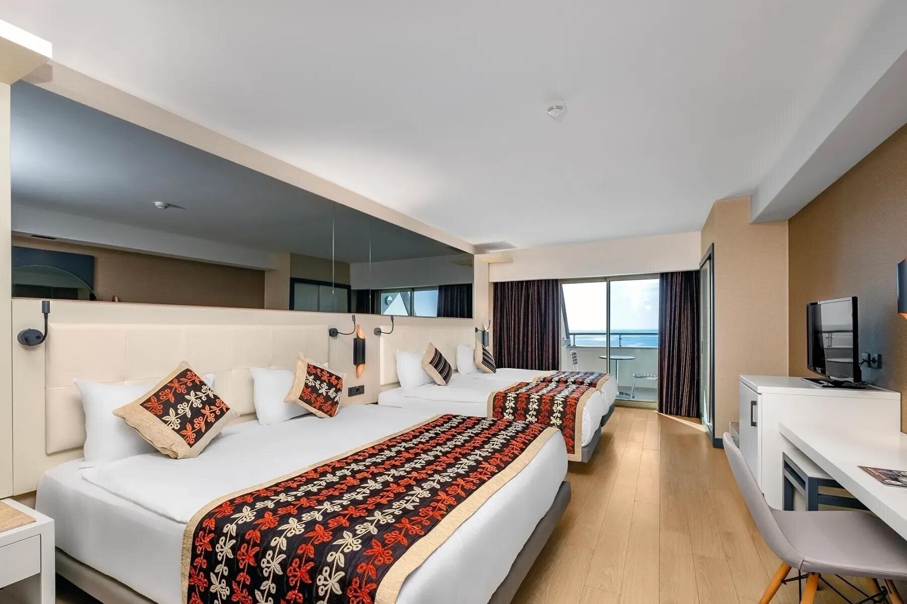 Фотографія Long Beach Alanya 5*