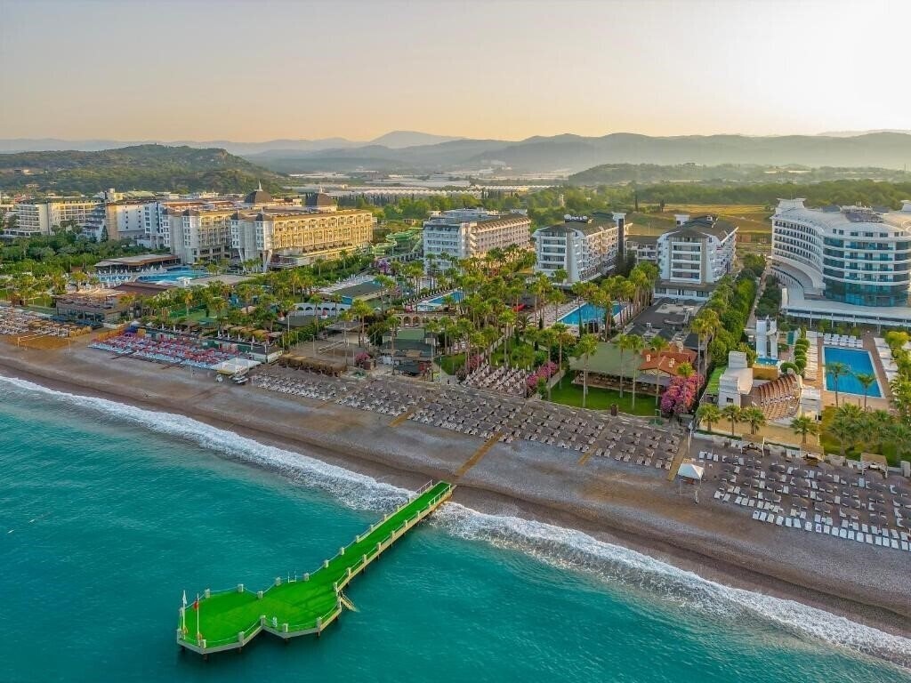 Отель Meryan Hotel 5*