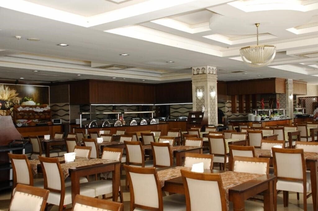 Фотографія White Gold Hotel & SPA 4*