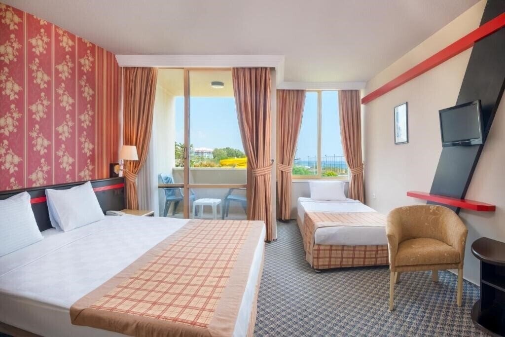 Фото Senza Sunset Beach Hotel (ex. Sunset Beach Hotel, Taluyka Sunset Beach Hotel) 4*