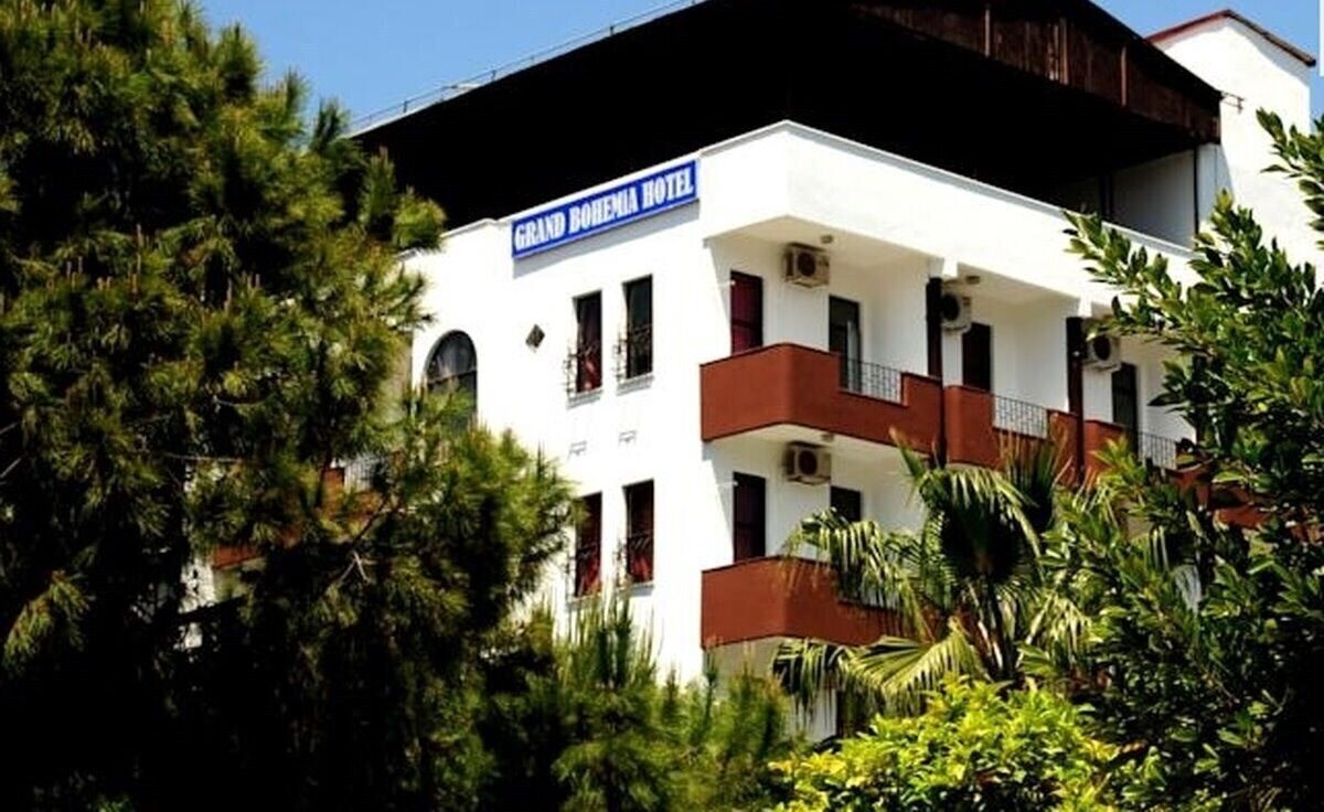 Отель Grand Bohemia Hotel 3*