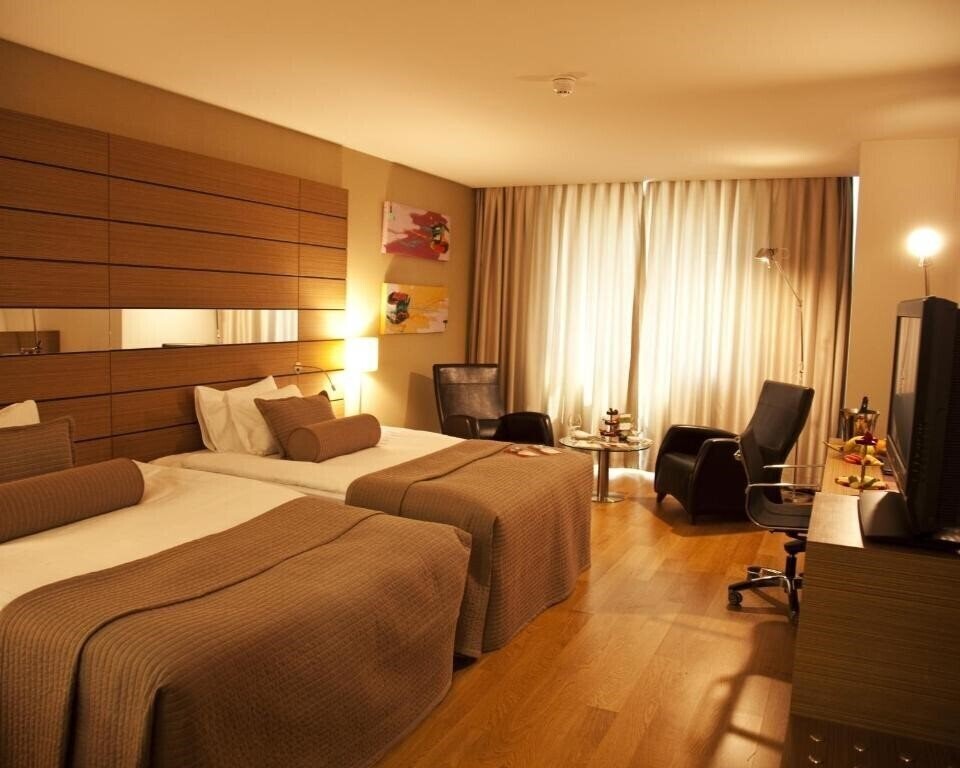 Фото Crowne Plaza Ankara Hotel (ex. СP Ankara Hotel ) 5*