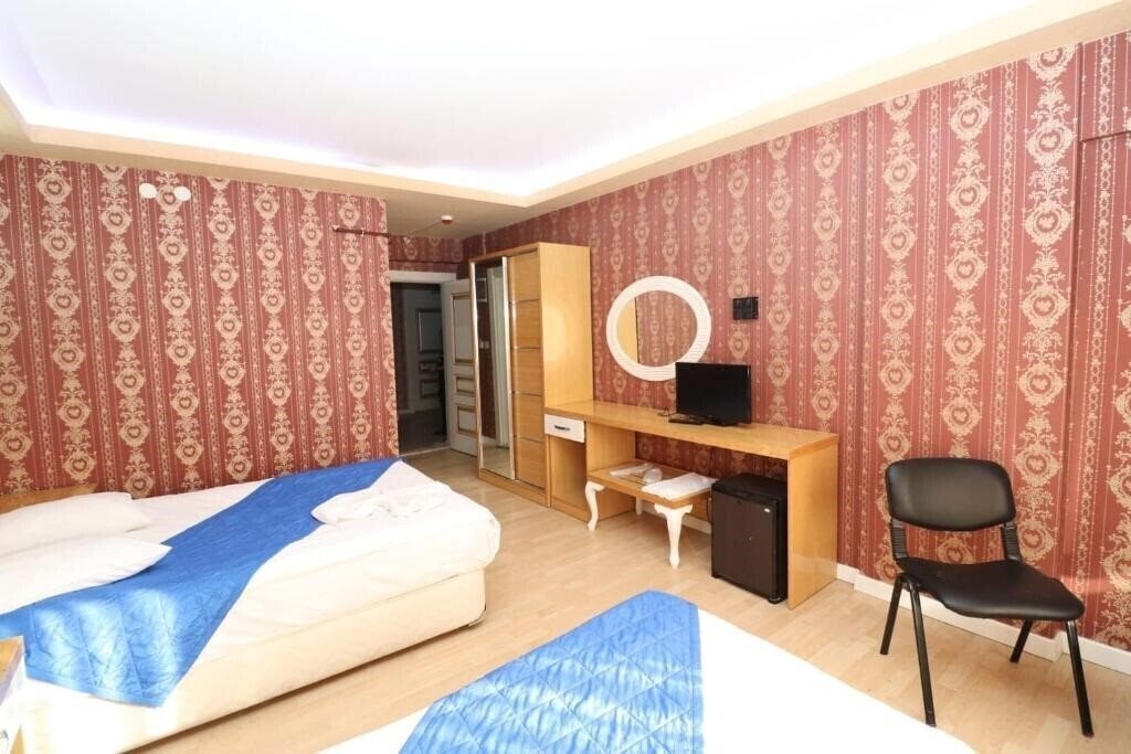 Отель Peracity Hotel 4*
