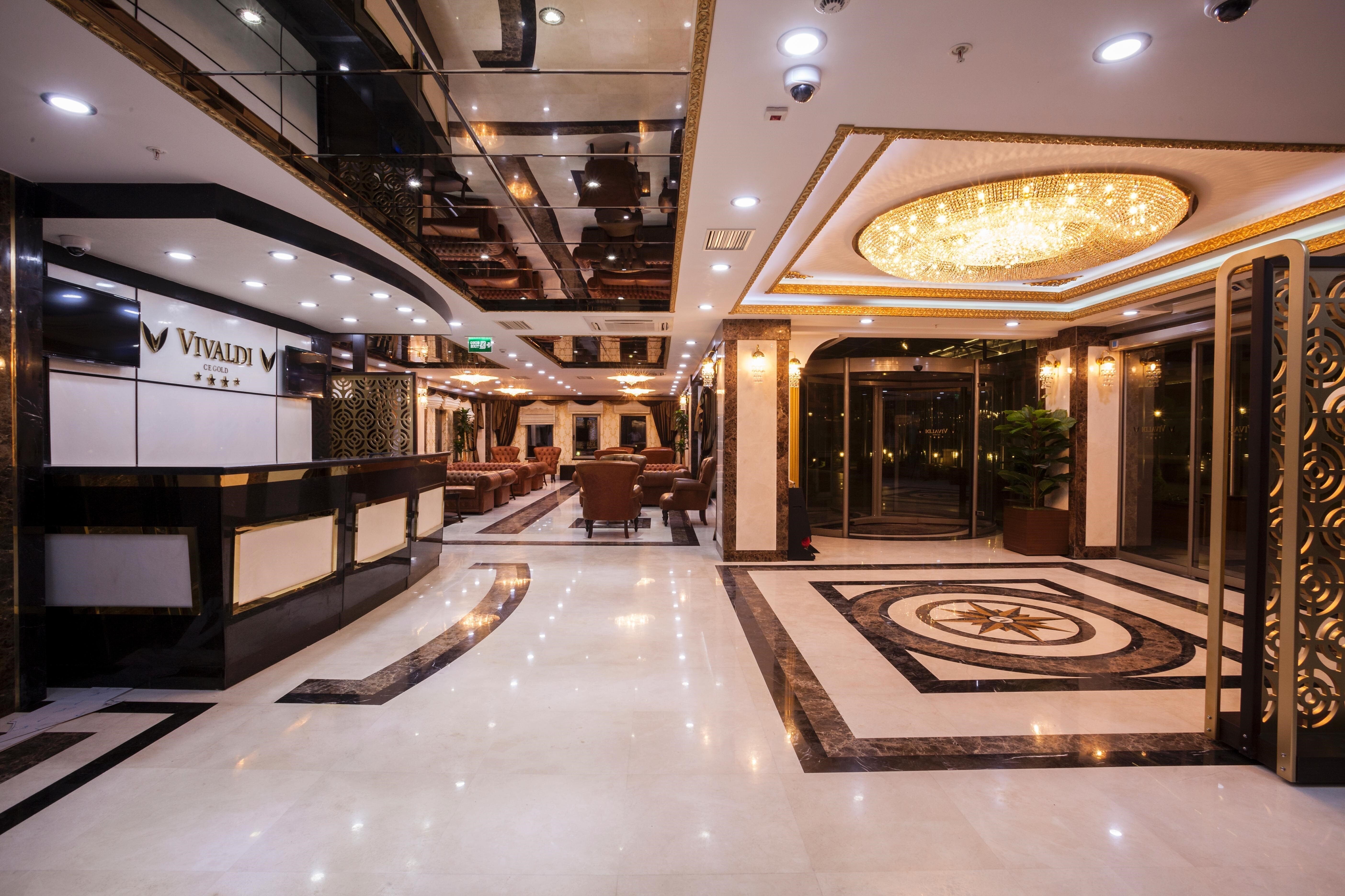 Готель Vivaldi CE Gold Hotel 4*