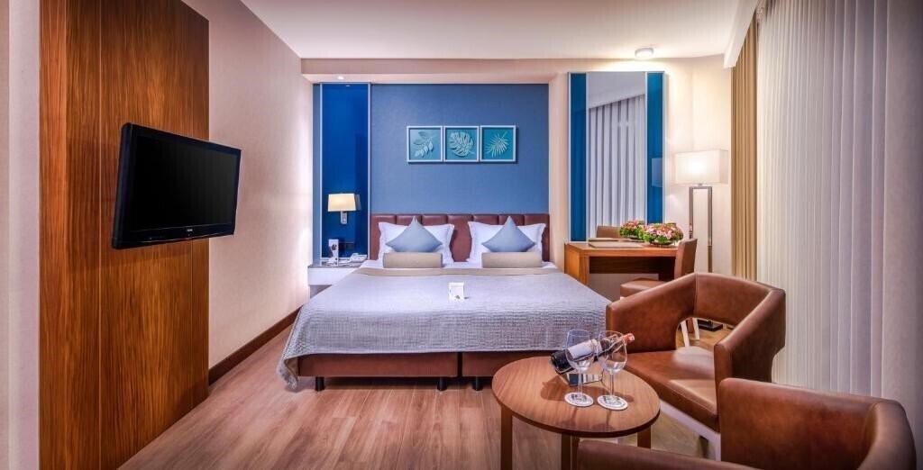 Фотографія Baia Lara 5*