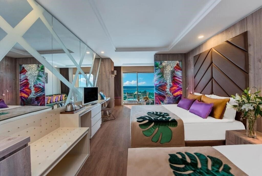 Фото Delphin Be Grand Resort (ex. Delphin Botanik Exclusive Resort Lara) 5*