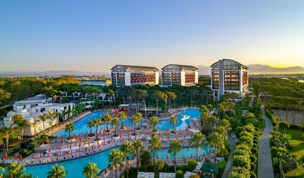 Готель Trendy Lara Hotel 5*