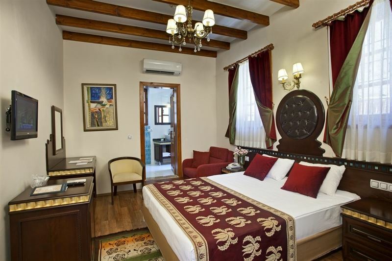 Фотографія Mediterra Art Boutique Hotel 3*