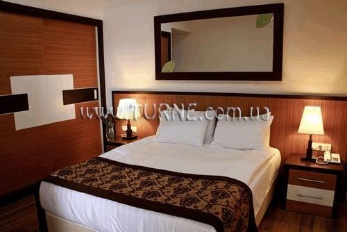 Готель Ayka Vital Park 4*