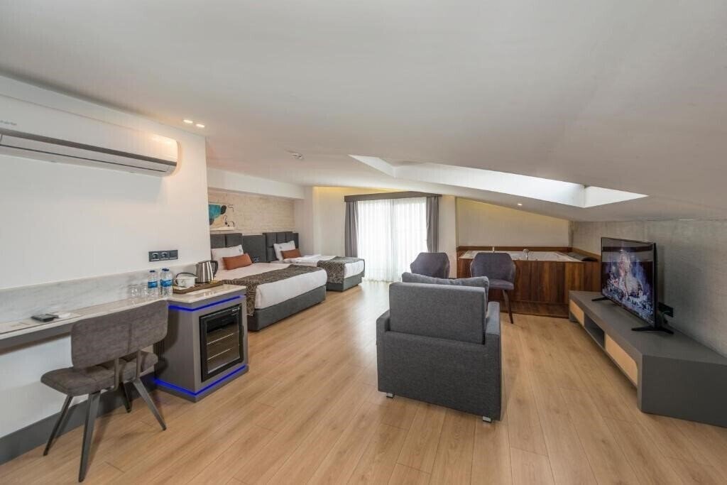 Изображение Laren Seaside Hotel & SPA (ex. Laren Business Hotel & Spa) 5*