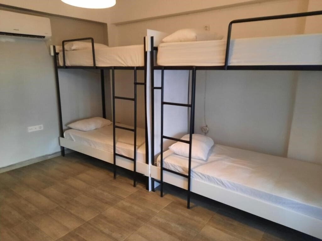 Картинка Kuyu Beergarden Hostel (ex. Kuyu Hostel Pub, Kuyu Hostel & Bar) 3*