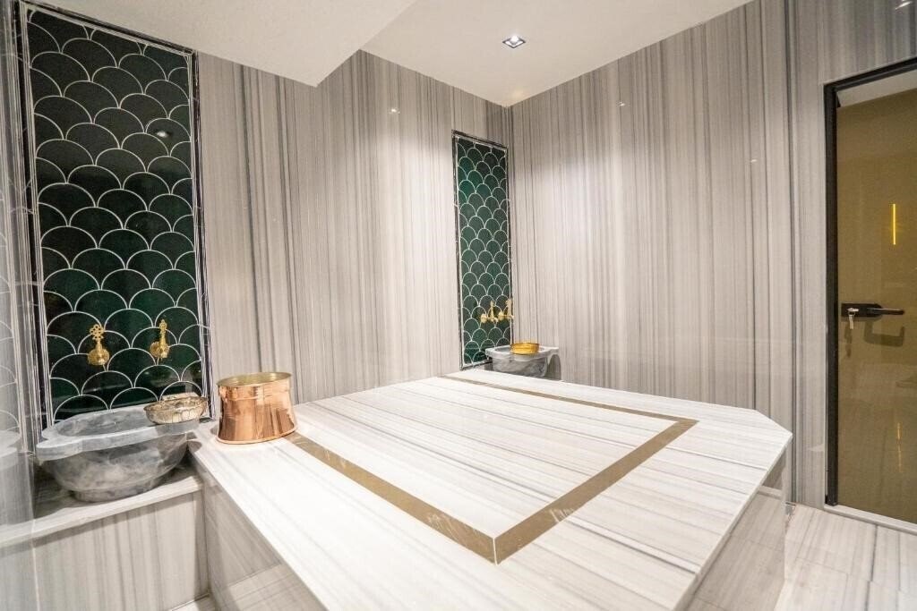 Фотографія Antalya City Hotel & SPA (ex. Antalya Suite Hotel & SPA) 4*