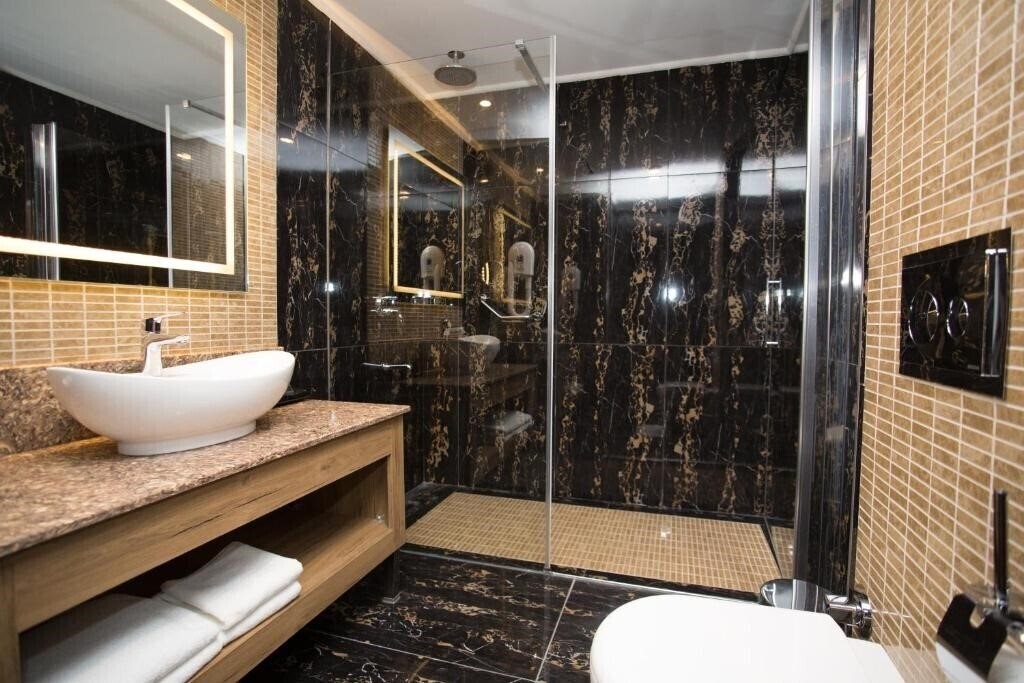 Картинка SKY Business Hotel (ex. Basaran Business Hotel) 5*