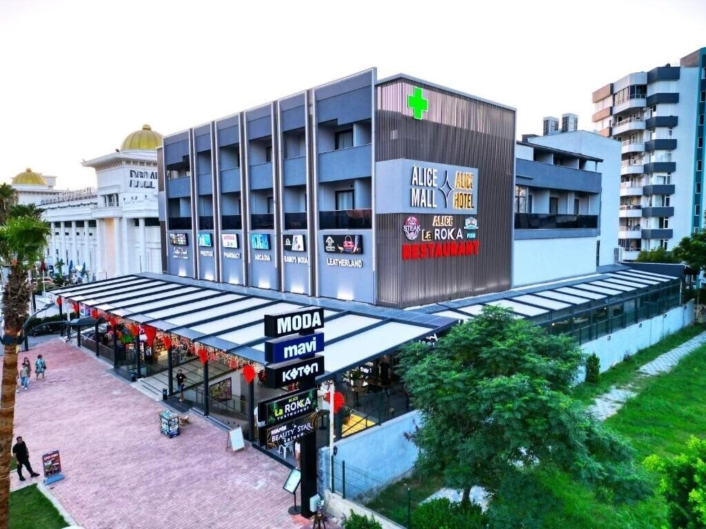 Готель Alice Hotel 5*