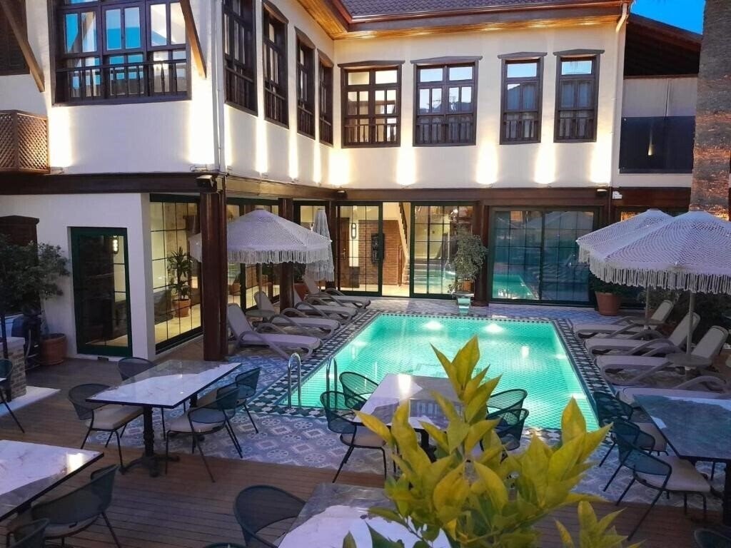 Готель Belmondo Suites (ex. Belmondo Suites Old Town Antalya) 3*