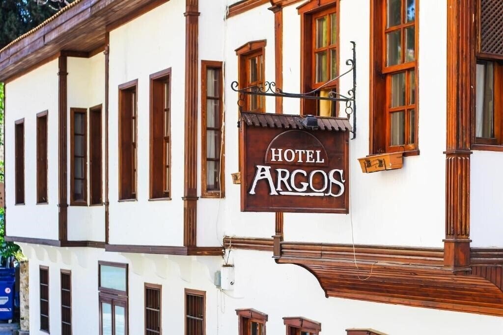 Готель Argos Hotel 3*
