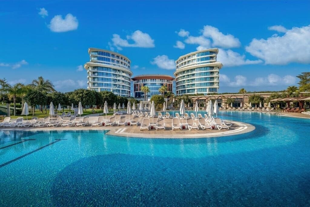 Готель Baia Lara 5*