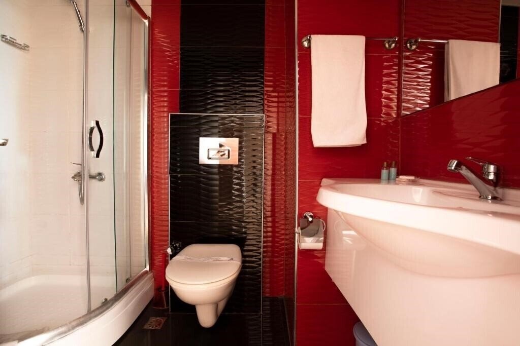 Фотографія Kristal Beach Hotel Antalya 3*