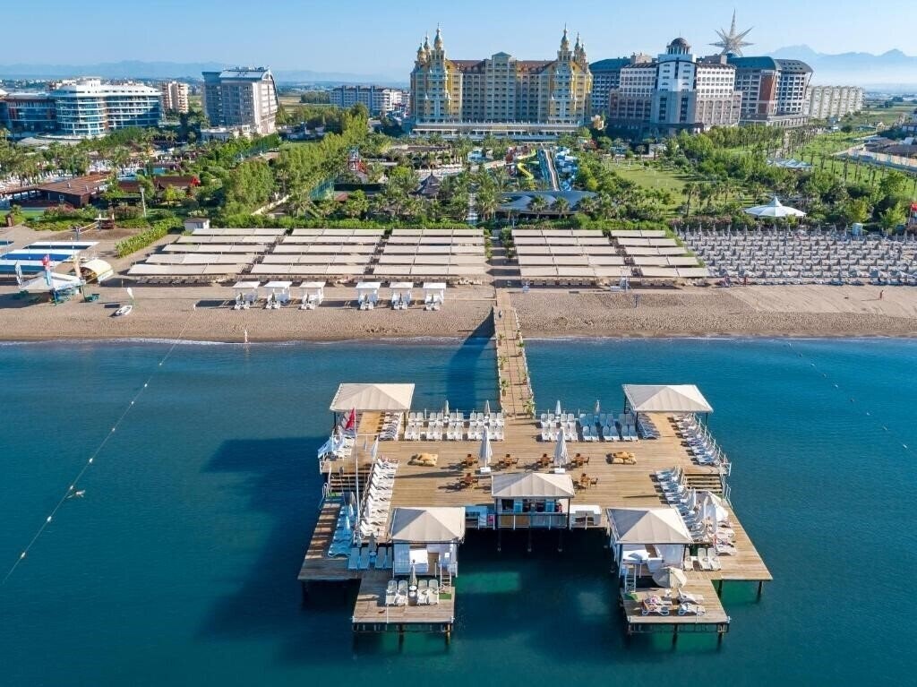Отель Royal Holiday Palace 5*