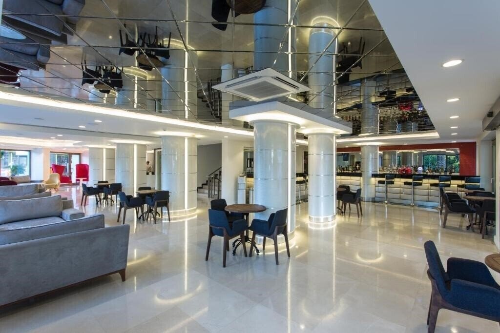 Зображення Club Hotel Falcon 4*