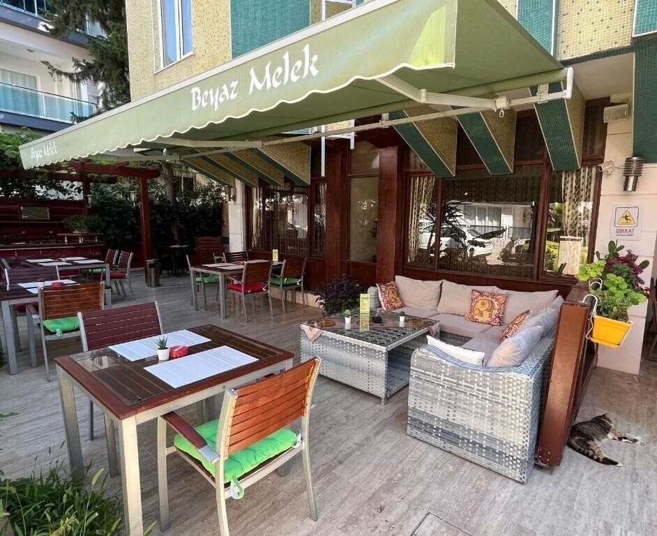 Фотографія Beyaz Melek Hotel 2*
