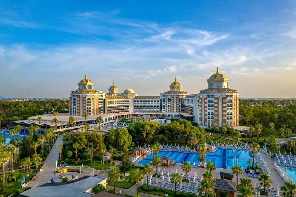 Готель Delphin Be Grand Resort 5*