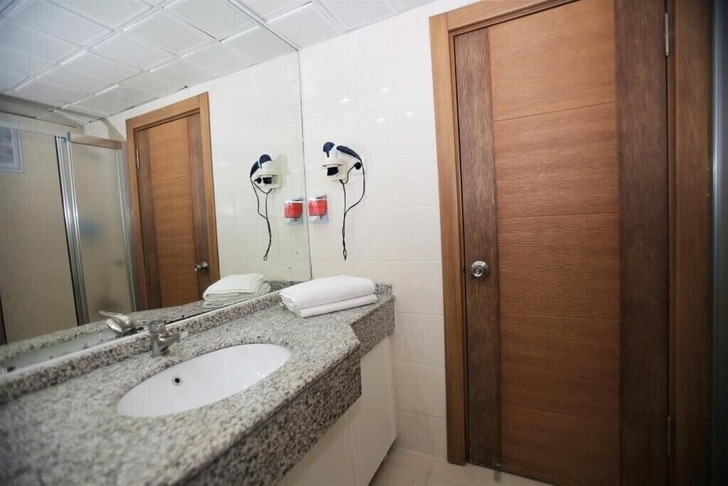 Фотографія Lara Hotel 3*