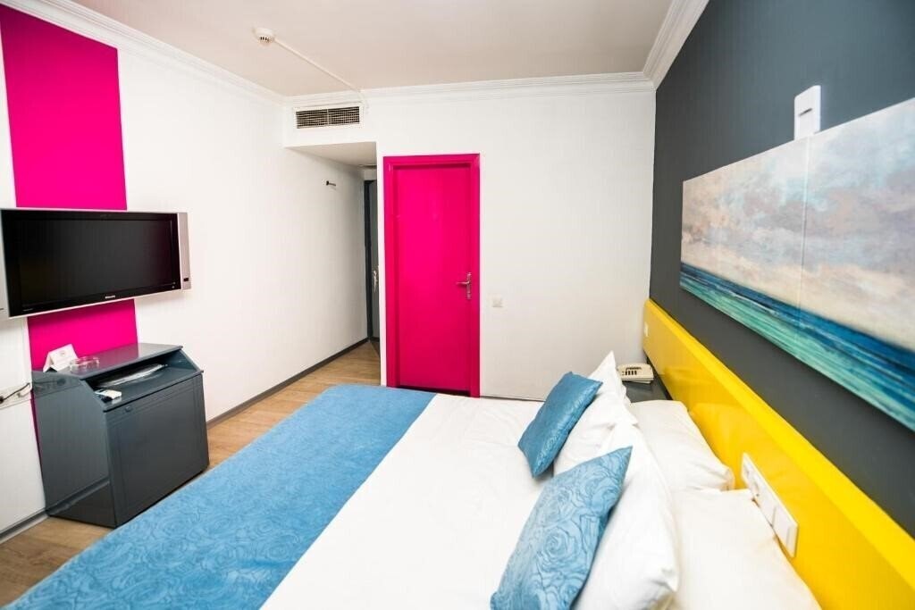 Фотография Antikhan Hotel 3*