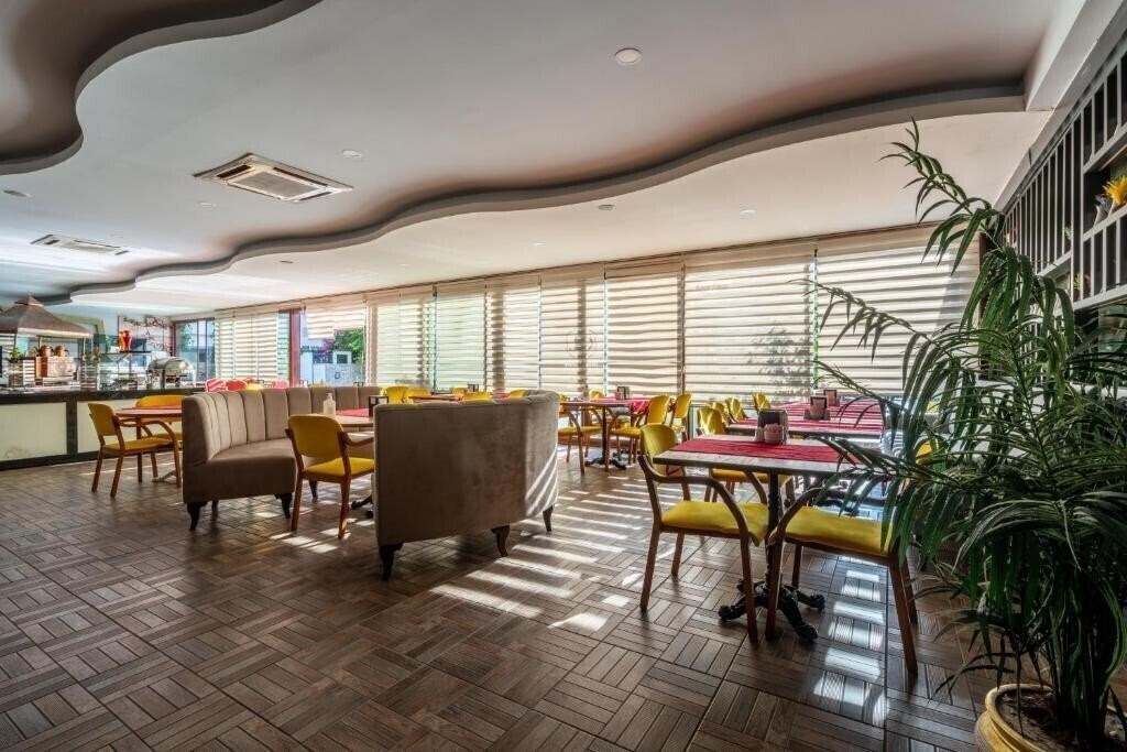 Фото City Live Hotel 4*