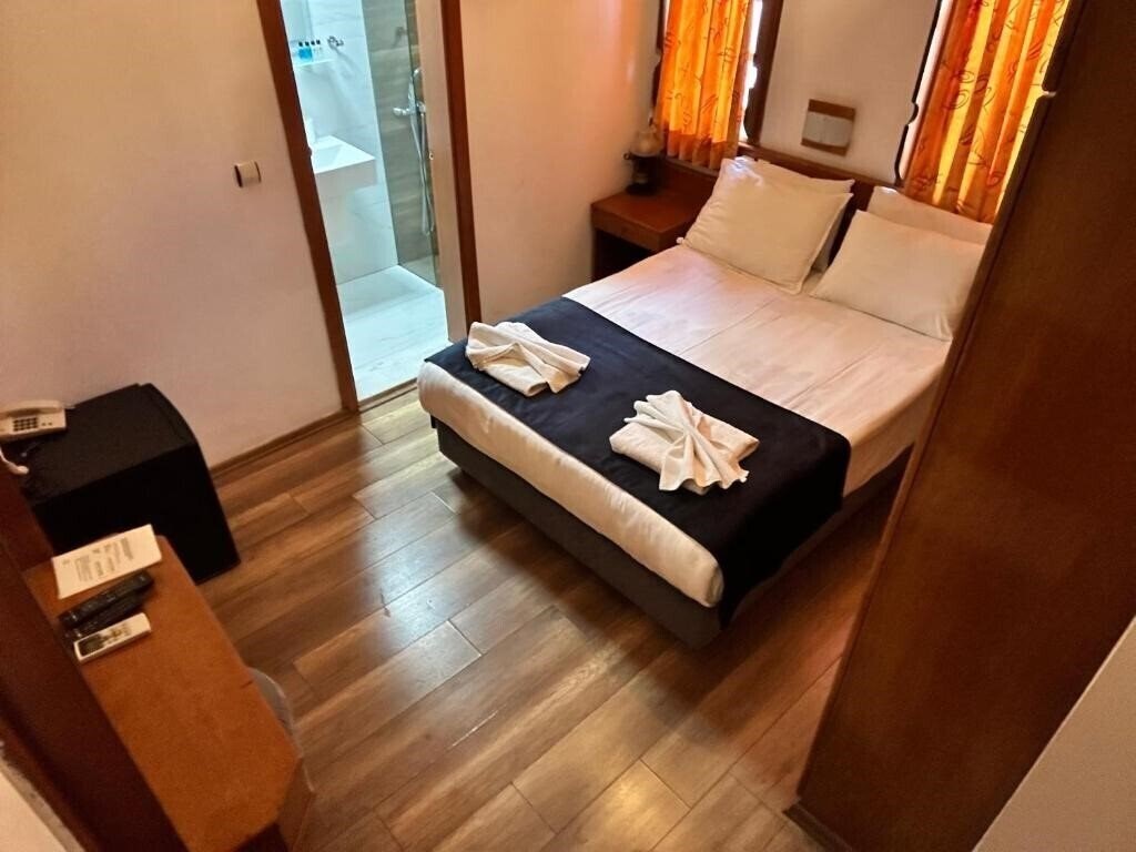 Изображение Karyatit 3*