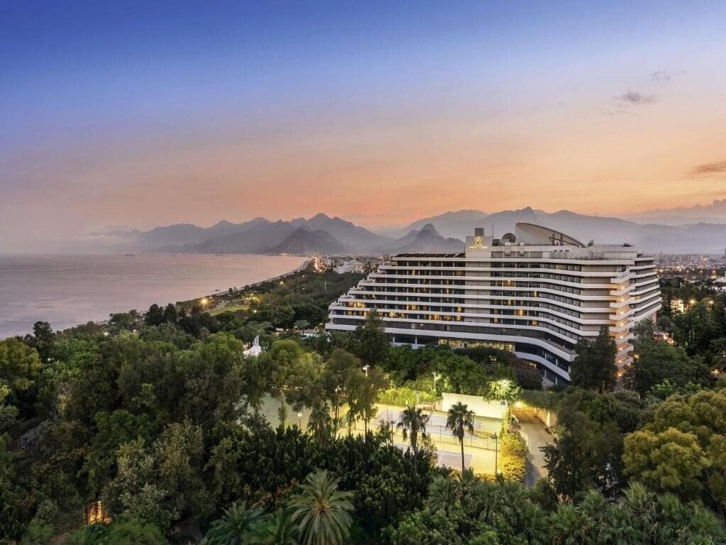 Фото Rixos Downtown Antalya - The Land Of Legends Access 5*