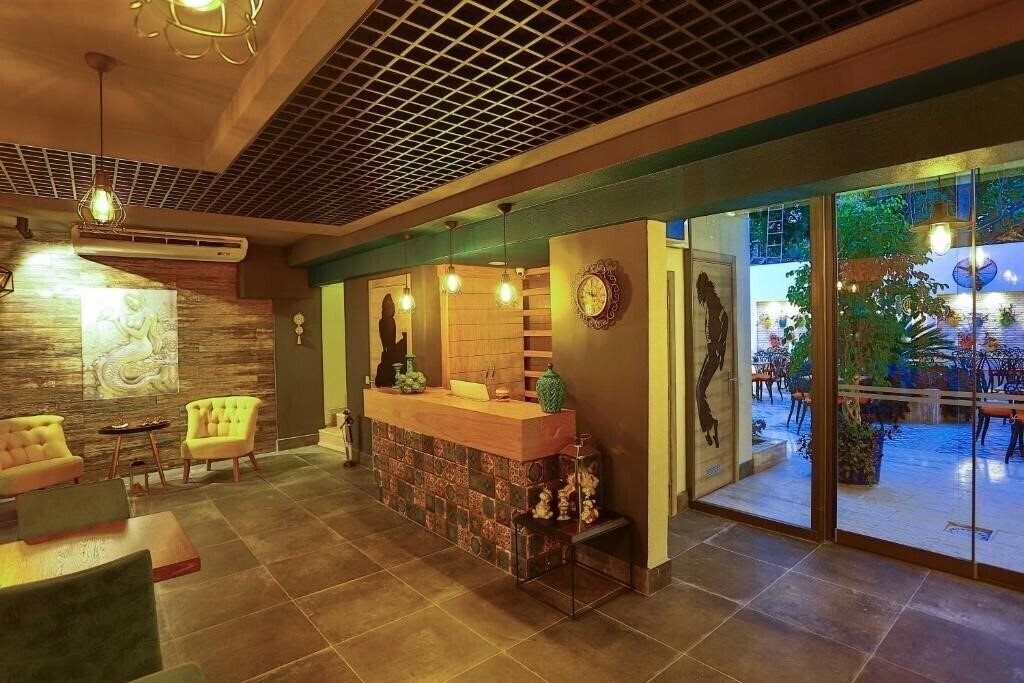 Фото Route Hotel 3*