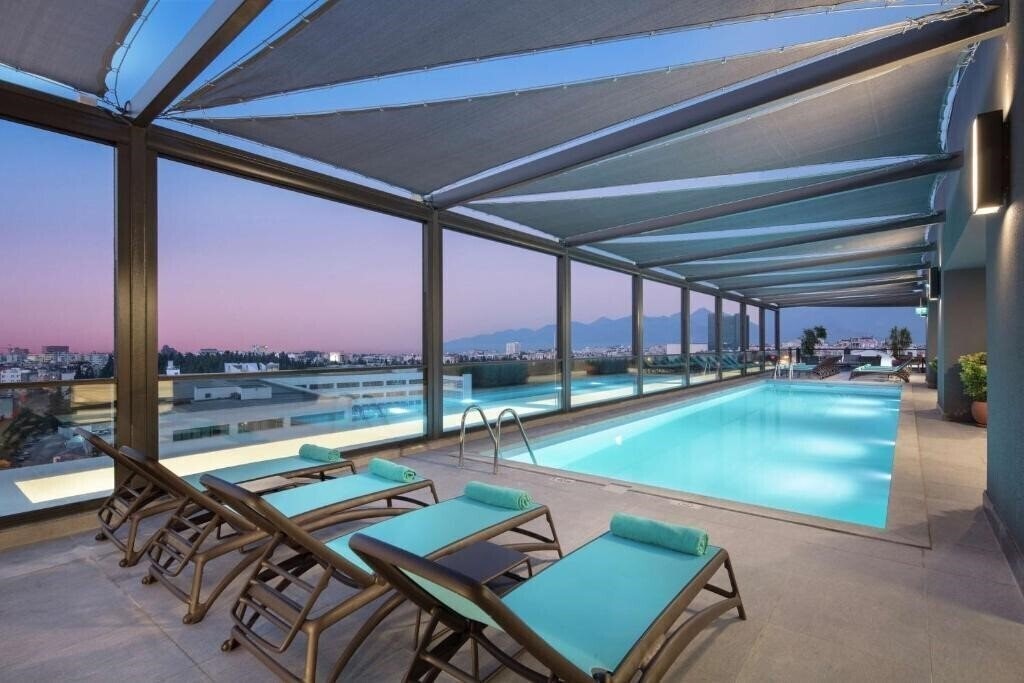 Фото Double Tree By Hilton Antalya City Centre 5*