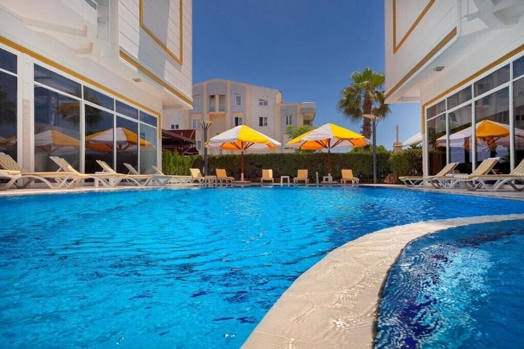 Фото Golden Orange Hotel 3*