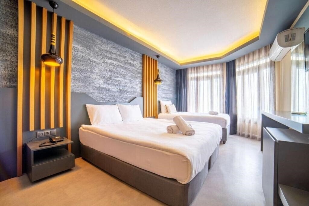 Фото Golda Hotel 3*