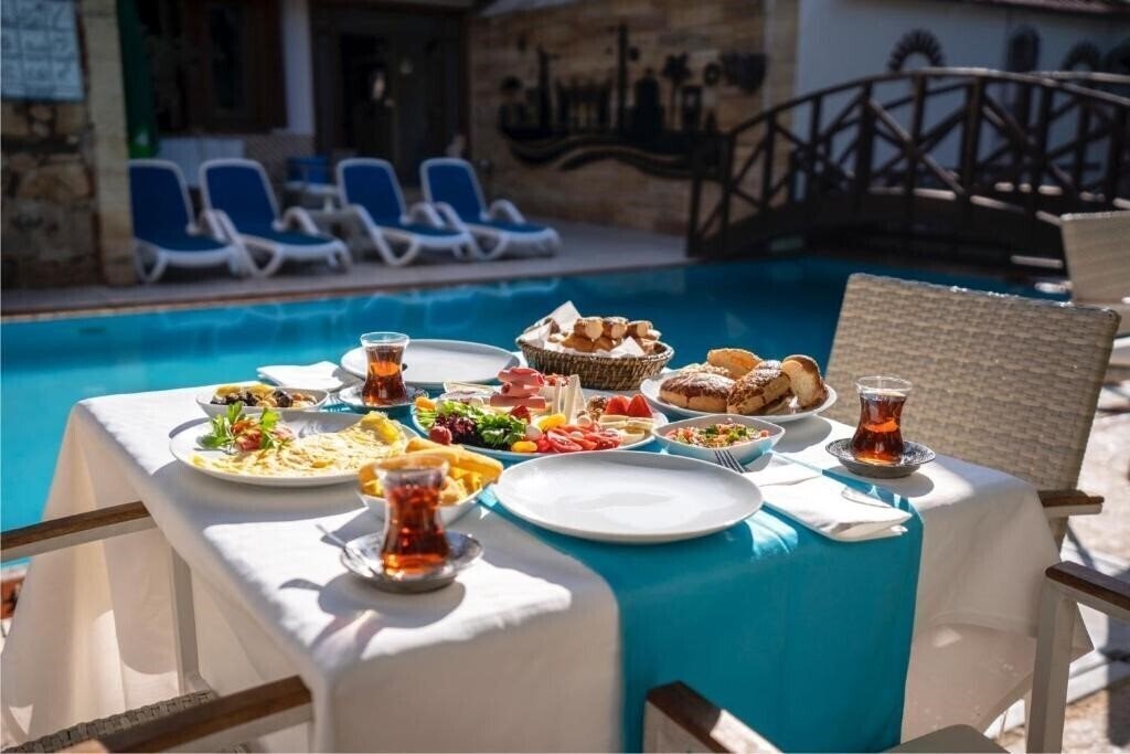 Картинка Castle Old Town Hotel 3*