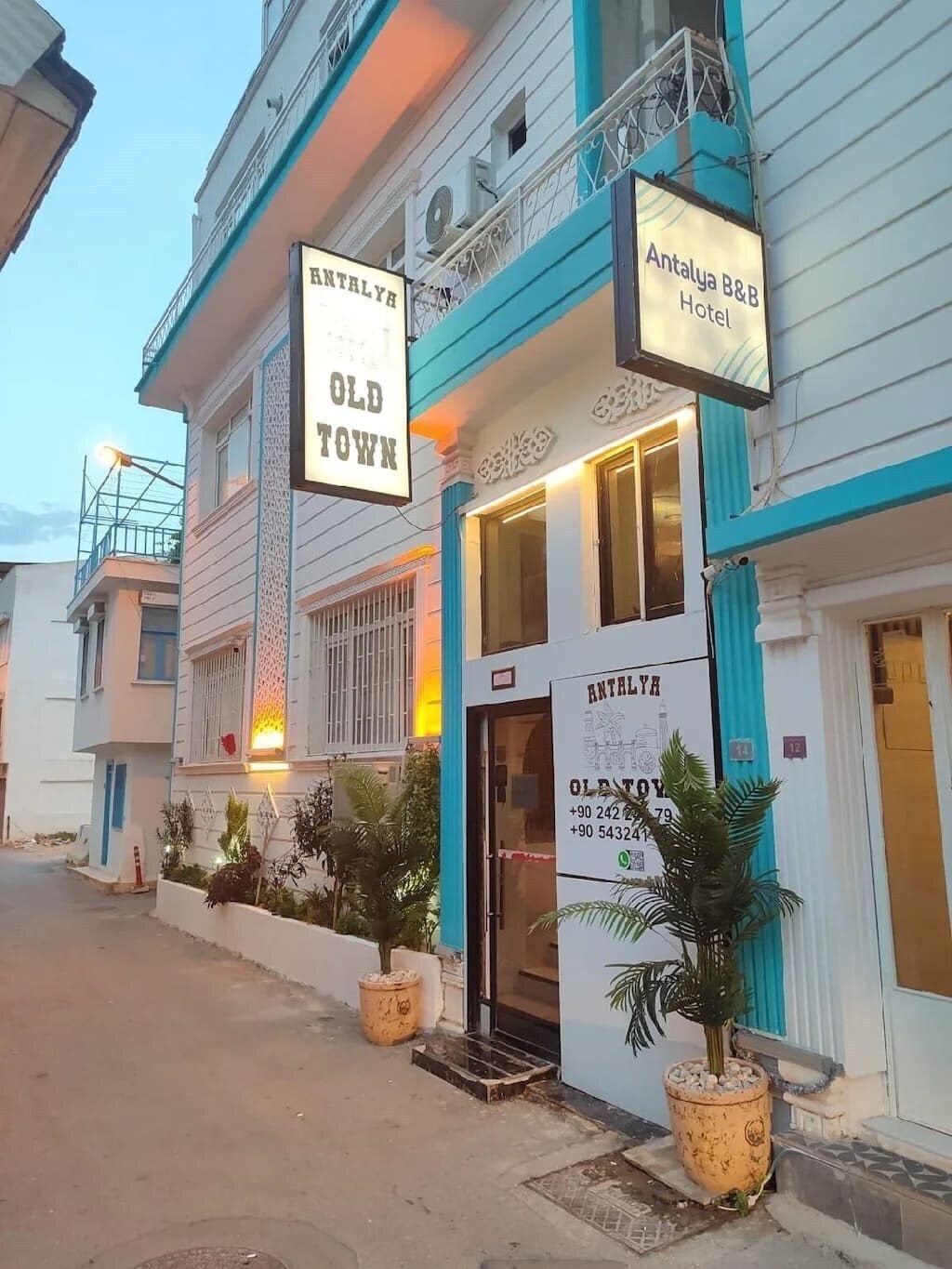 Отель Antalya Old Town Otel 3*