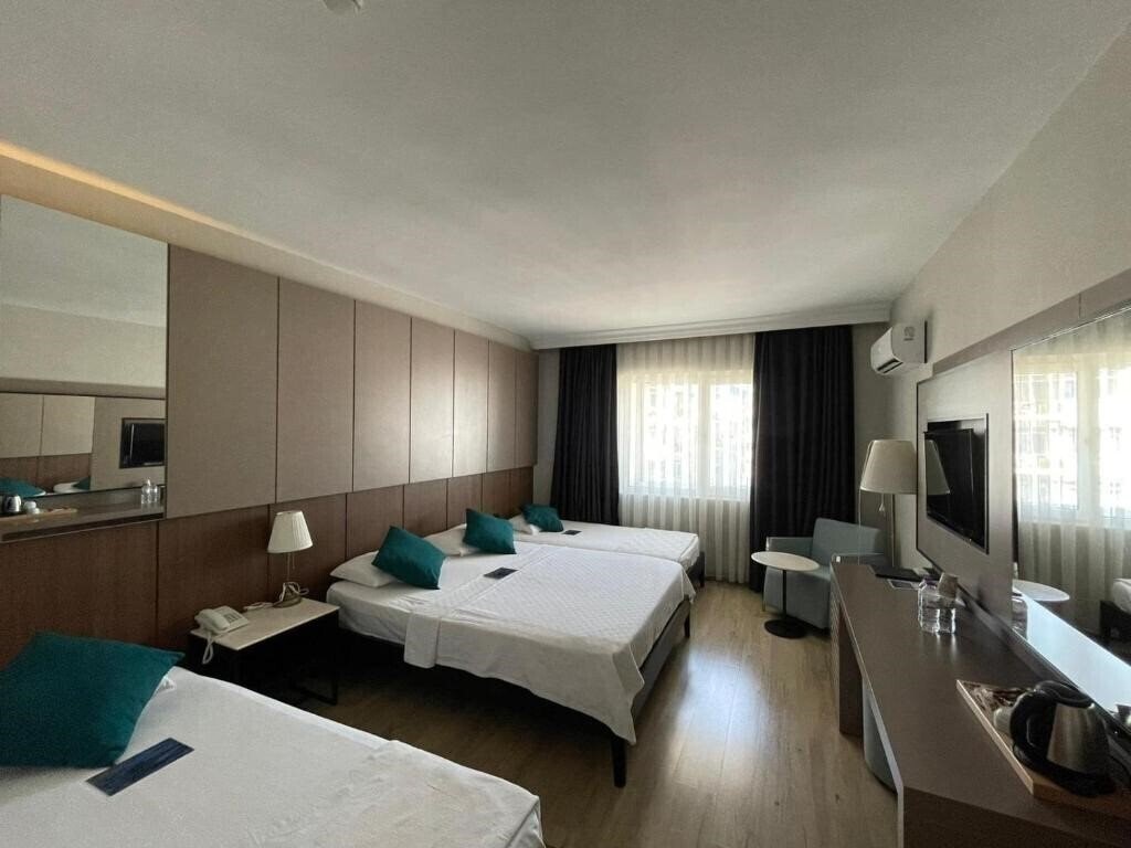 Фото Ring Downtown Hotel 4*