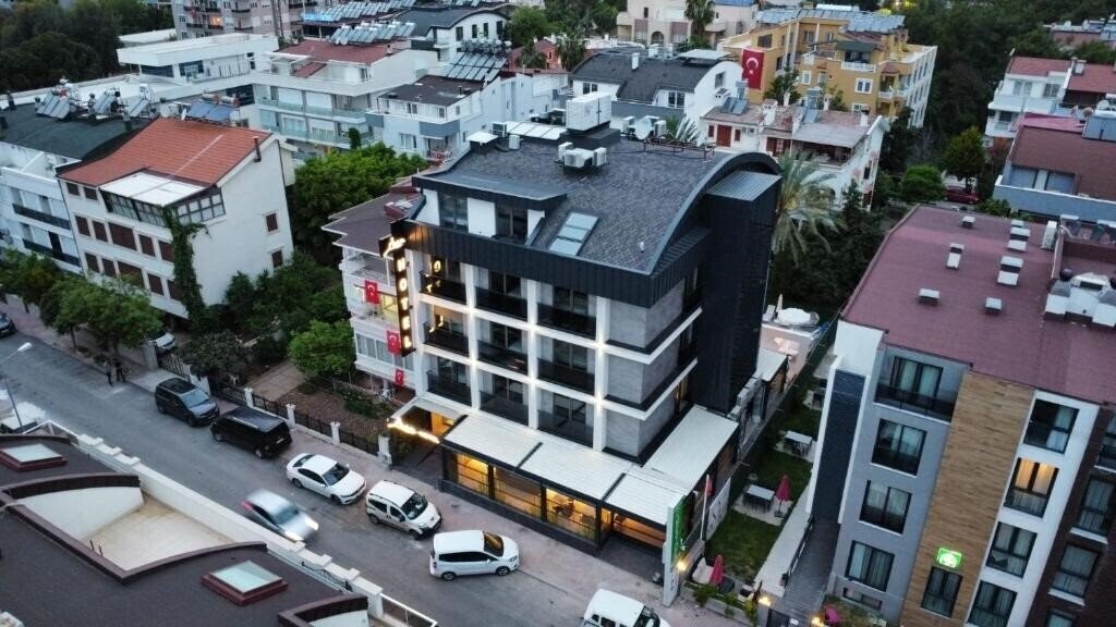 Готель Sam Hotel 3*