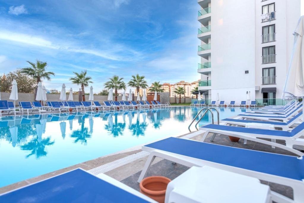 Готель Lavia Hotels Lara 4*
