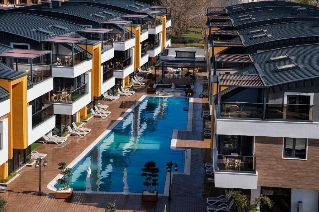 Готель Elysium Green Suite Boutique 3*