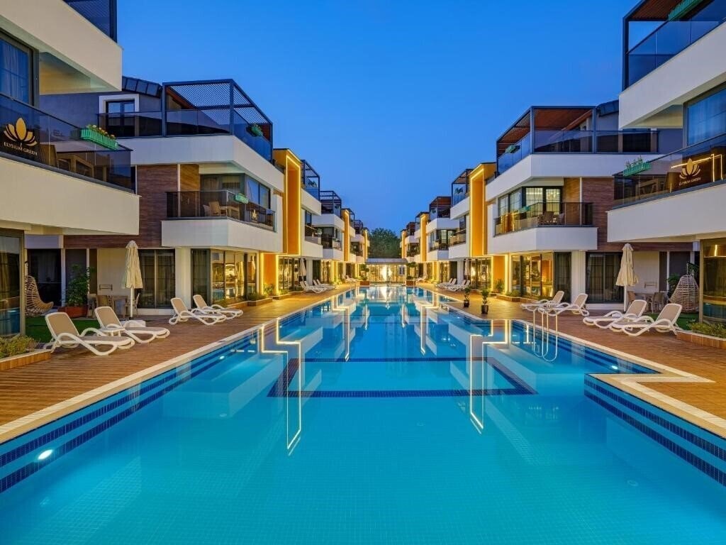 Фотографія Elysium Green Suite Boutique 3*